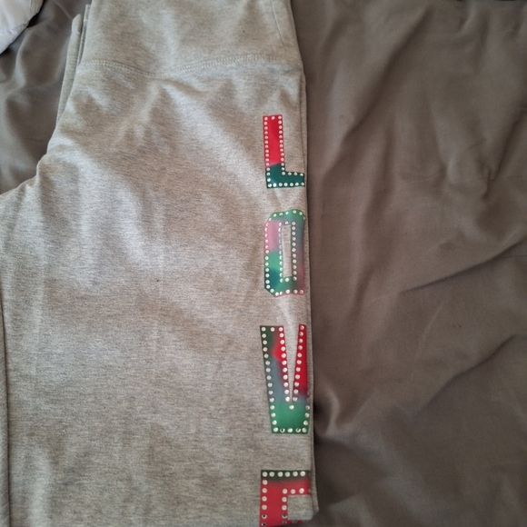 Victoria Secret Legging T-Shirt Bundle - Picture 11 of 12